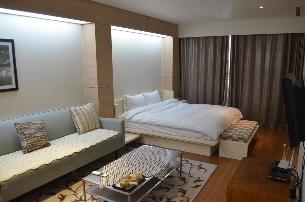 Lake Hills Bugok Resort Changnyeong Exterior photo